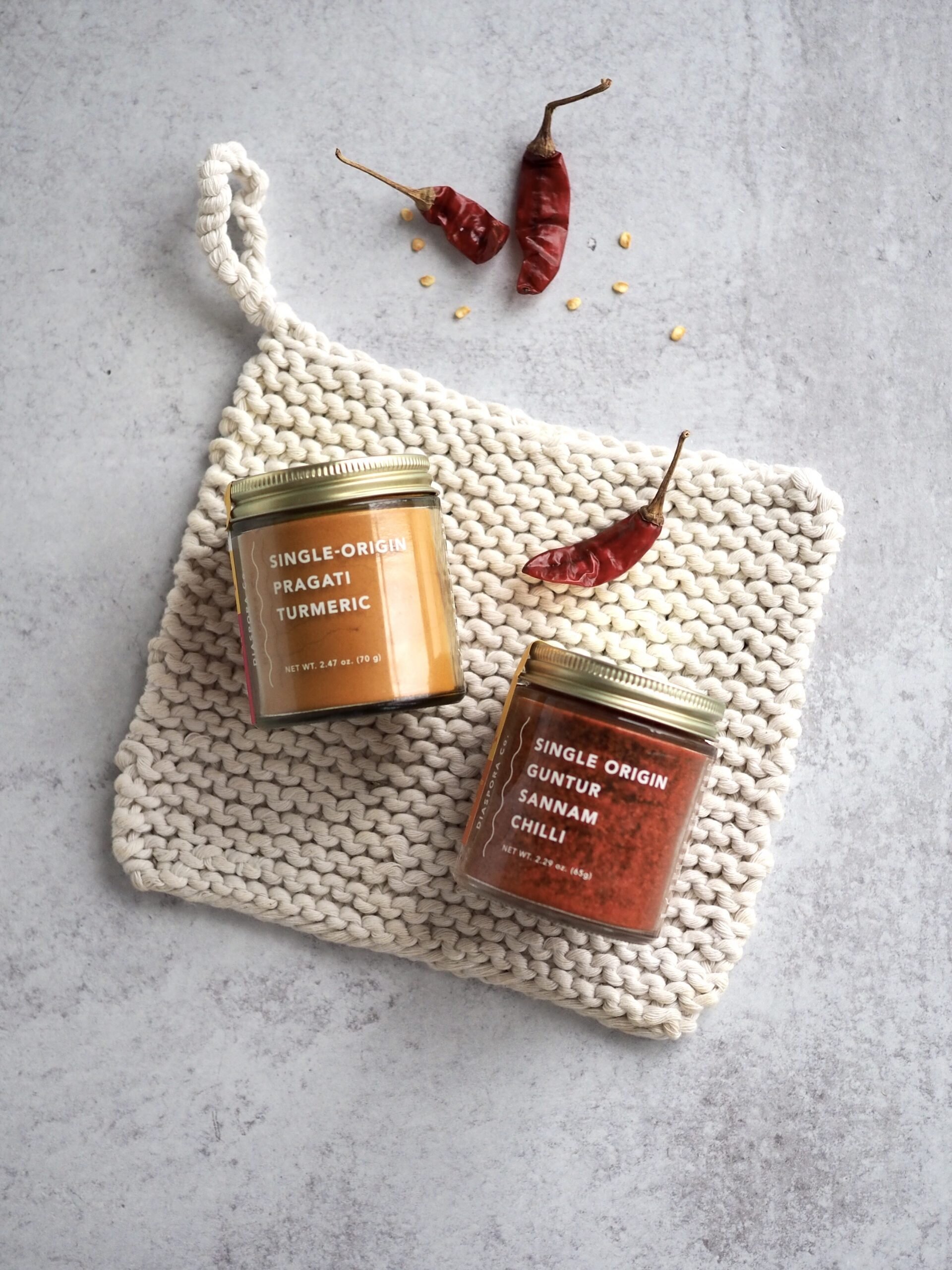 diaspora co spices + potholder | reading my tea leaves