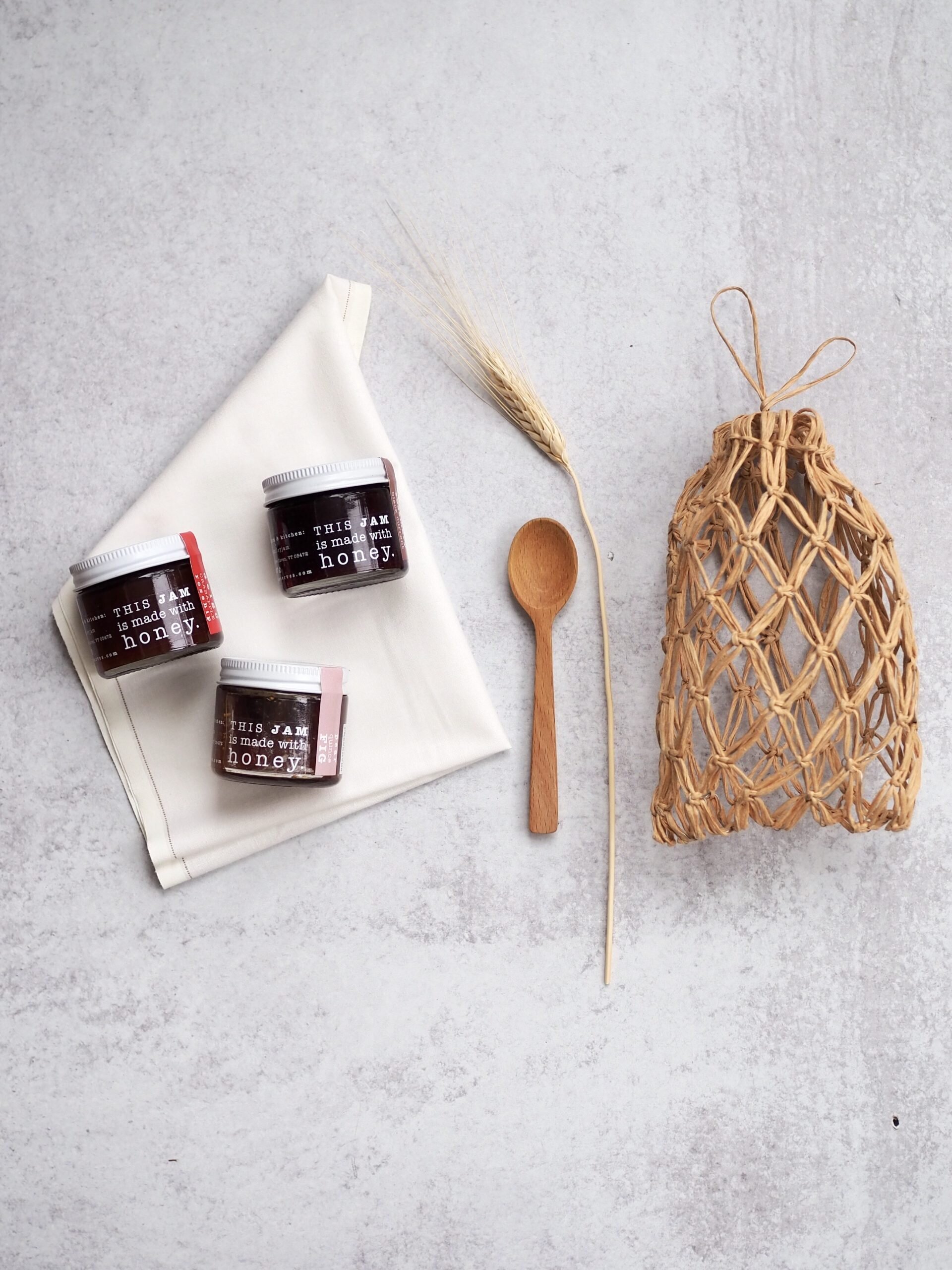 floral wire macrame basket | reading my tea leaves