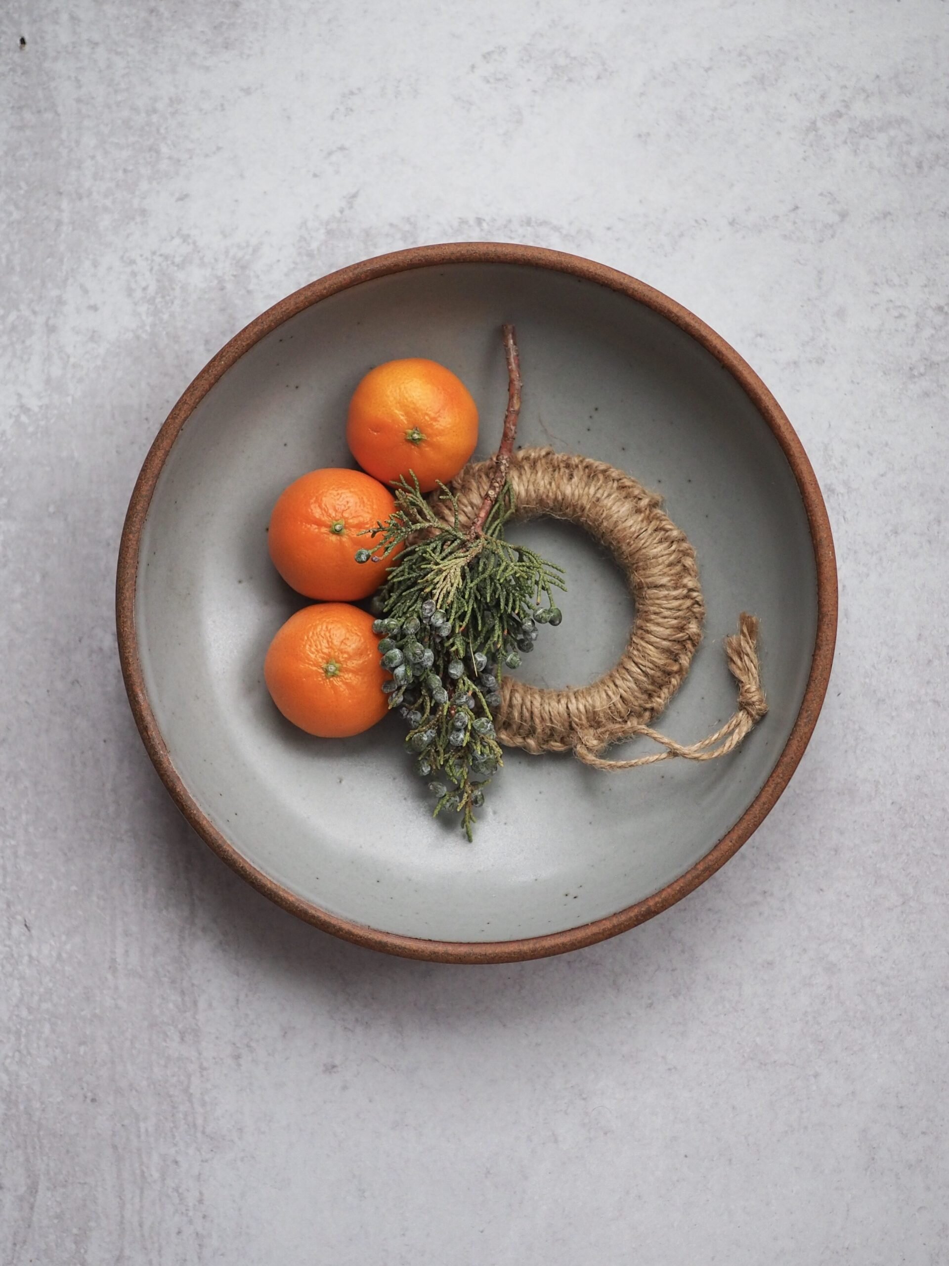 giving a handmade trivet | reading my tea leaves