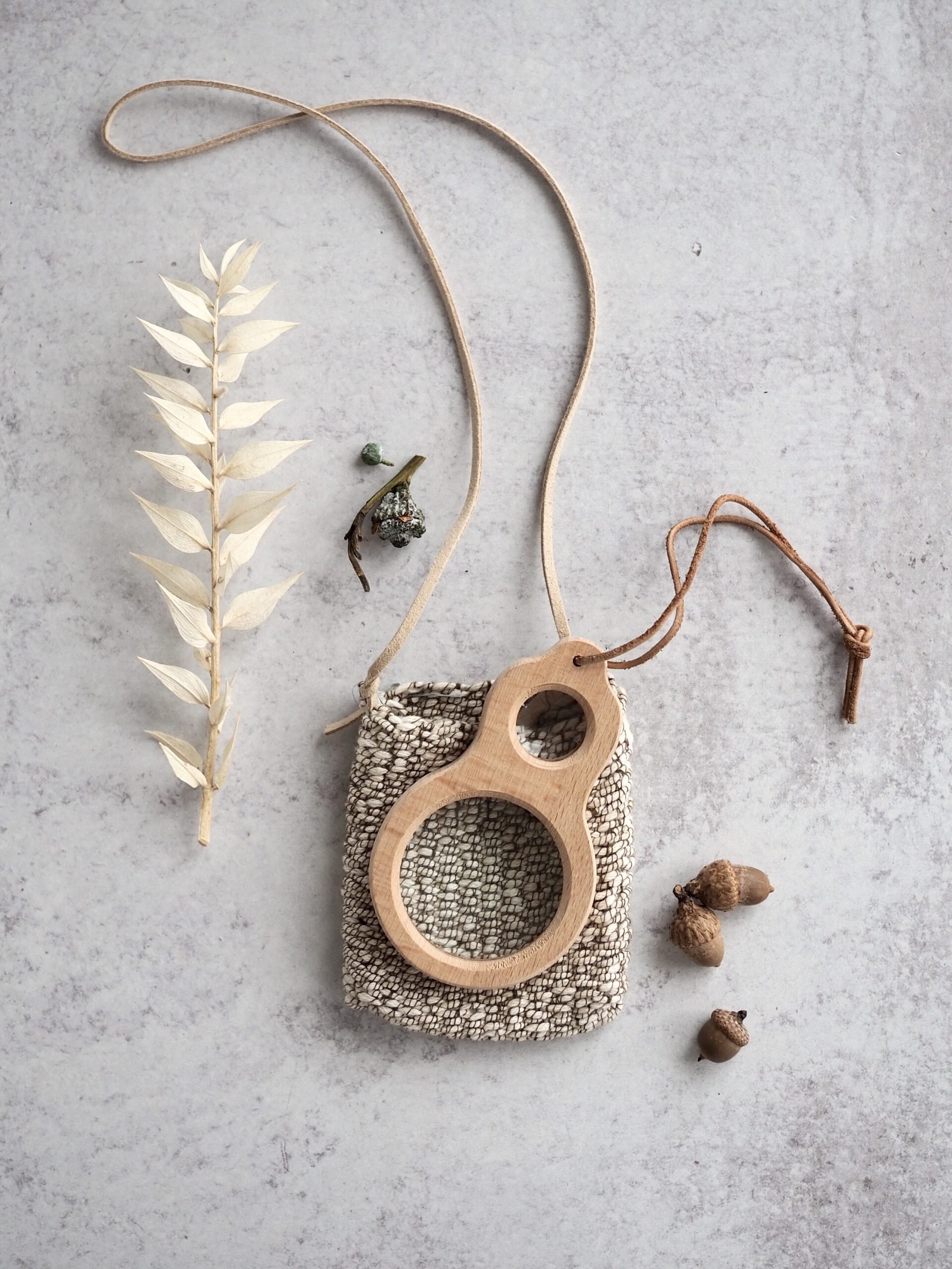 giving a woven pouch | reading my tea leaves