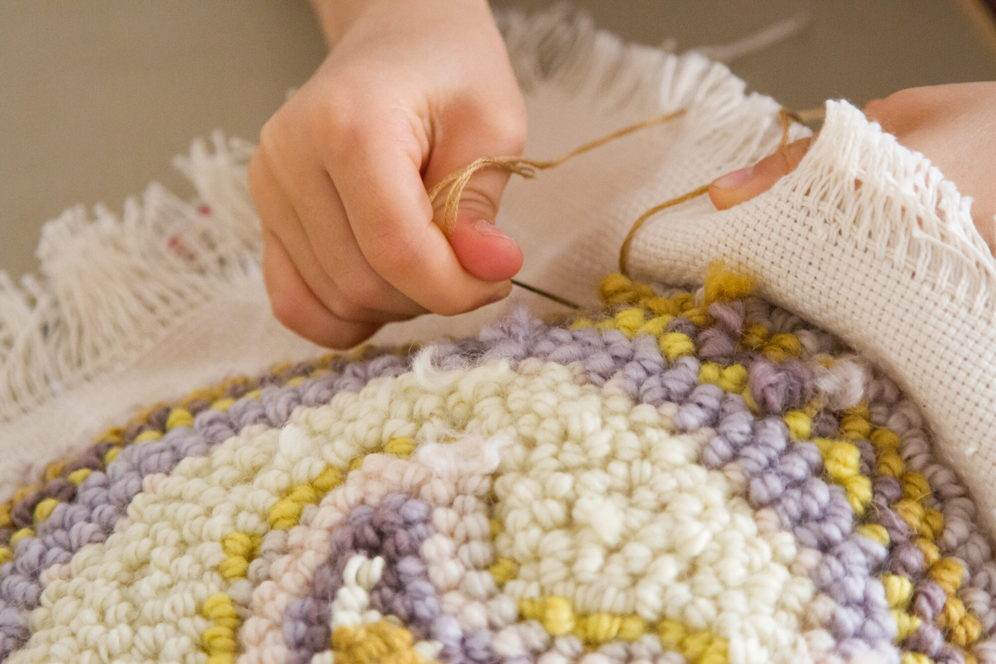 rug hooking | reading my tea leaves