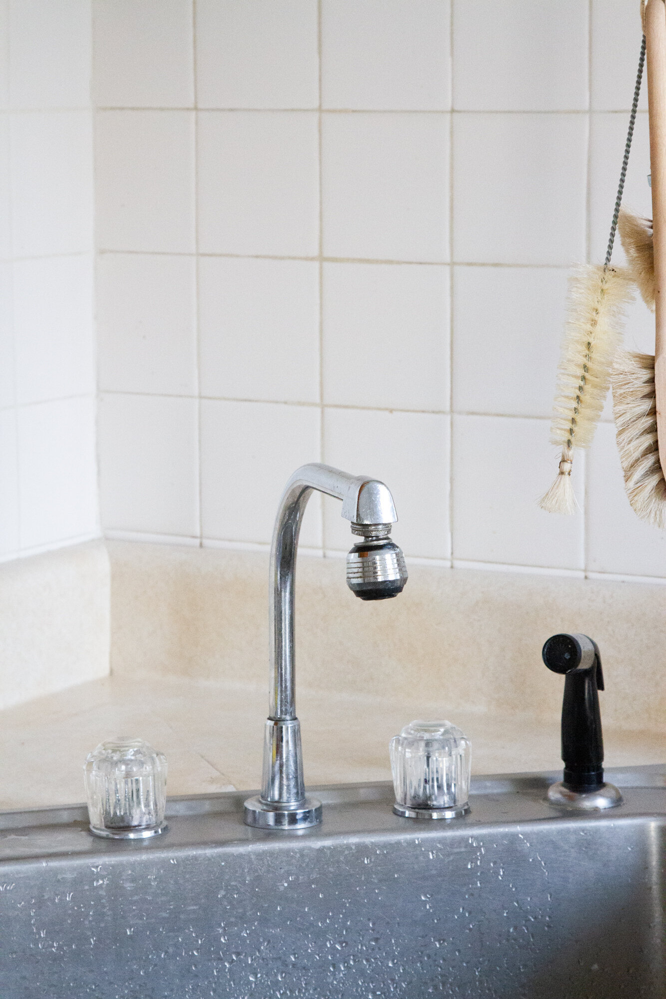 small improvements | swap your sink handles | reading my tea leaves