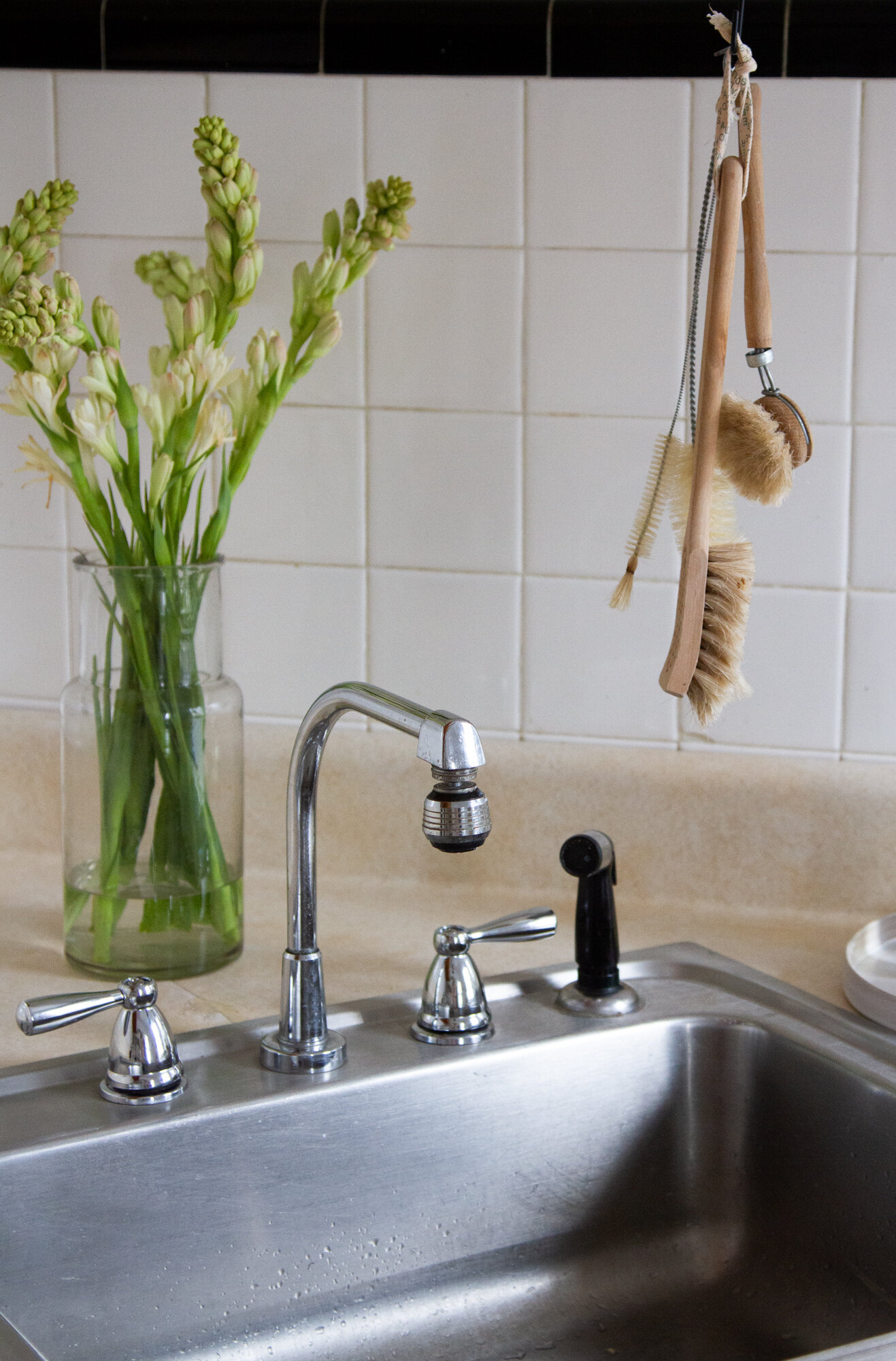 small improvements | swap your sink handles | reading my tea leaves