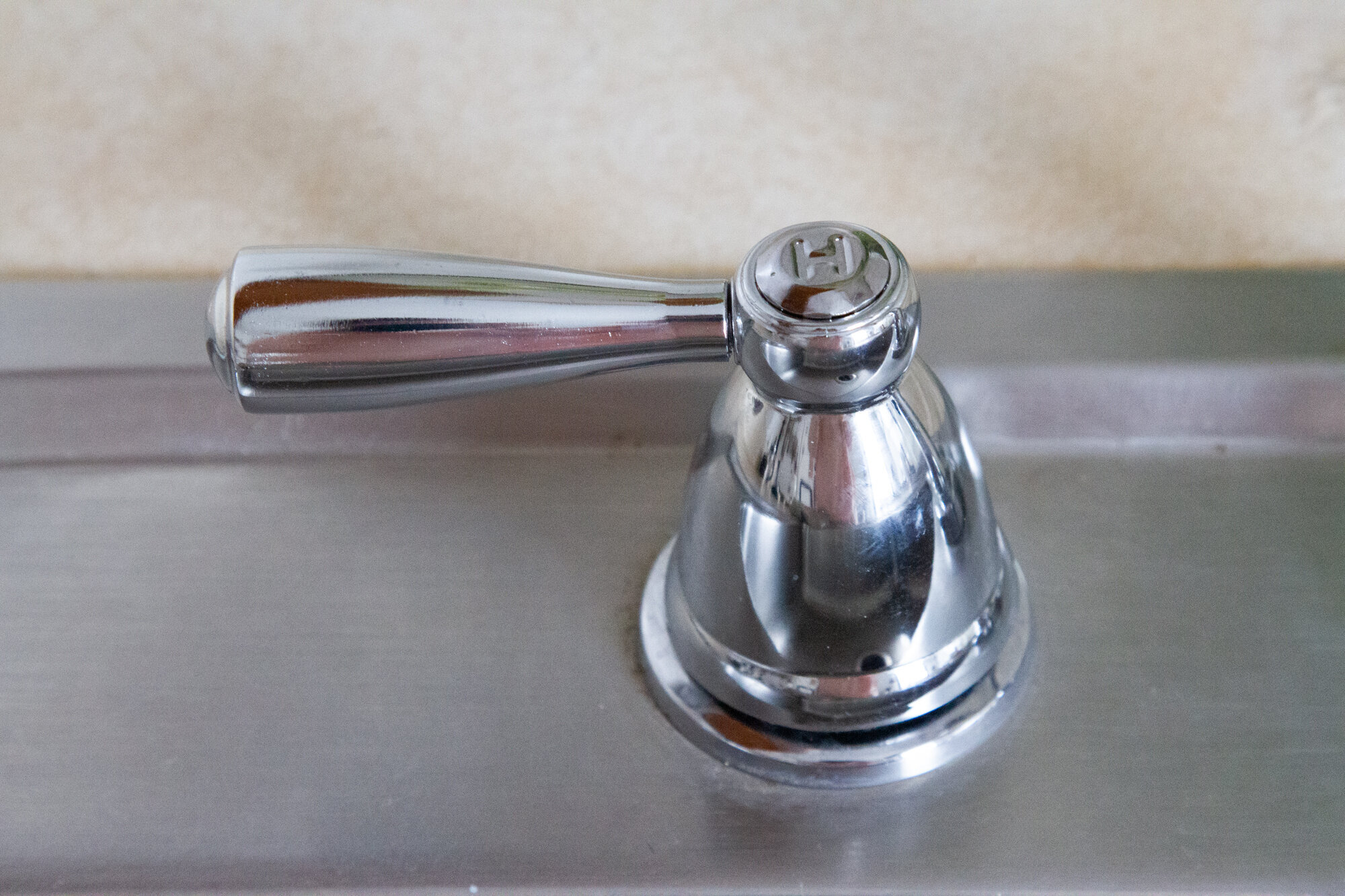 small improvements | swap your sink handles | reading my tea leaves
