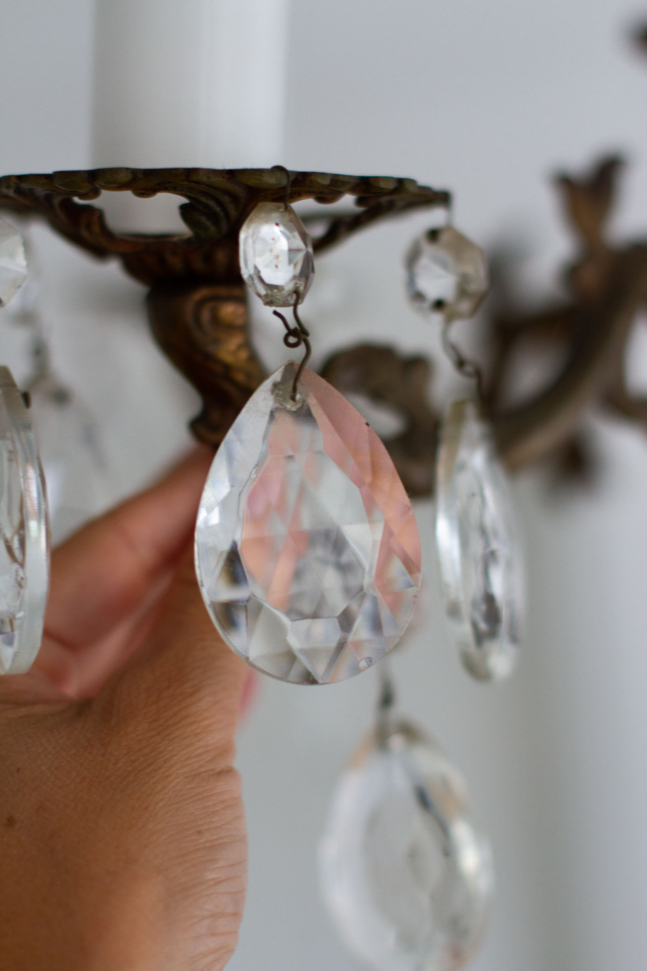 cleaning chandelier | reading my tea leaves