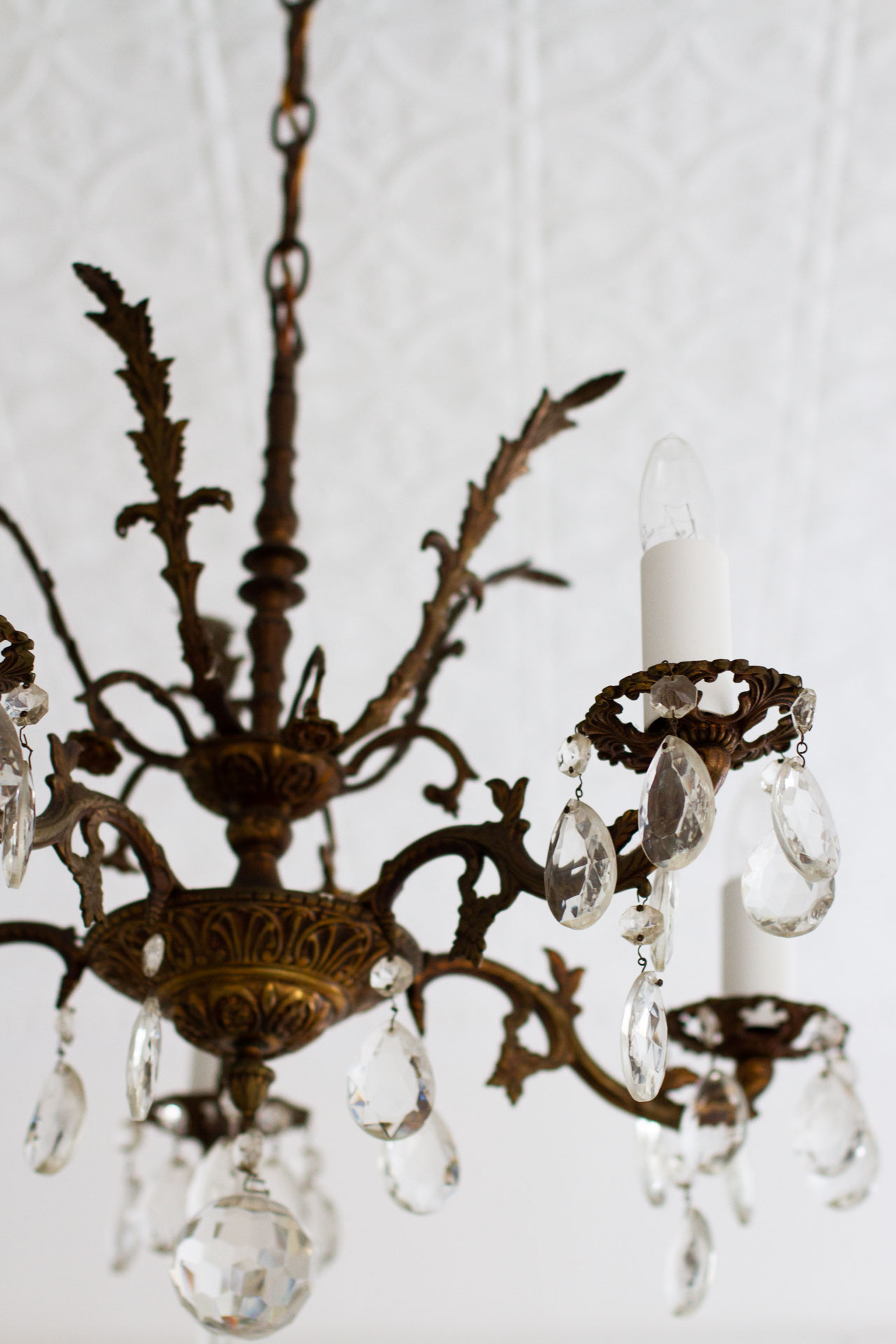 cleaning chandelier | reading my tea leaves